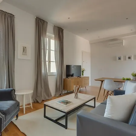- Rondinelli Terrace *
