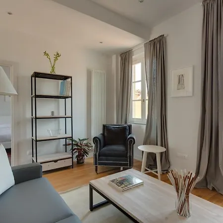 - Rondinelli Terrace * Florence