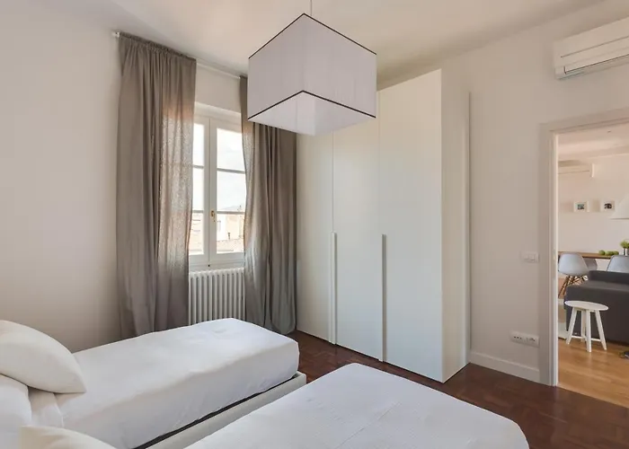 - Rondinelli Terrace Флоренция