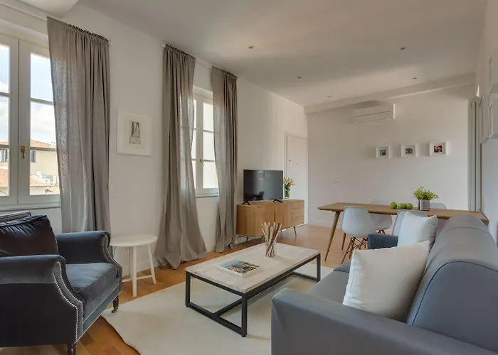 - Rondinelli Terrace * Флоренция
